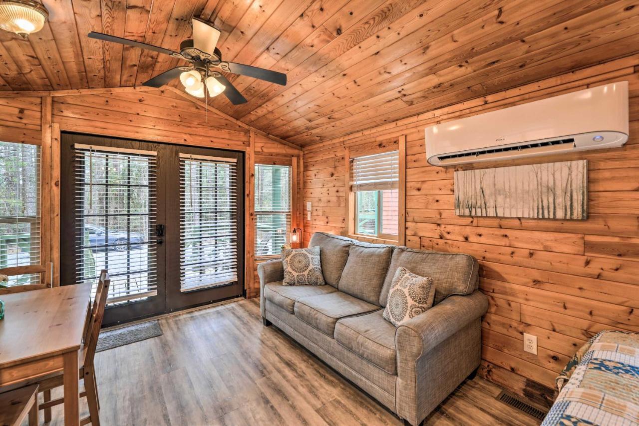 Beautiful New Bern Studio Cabin With Fire Pit! Экстерьер фото