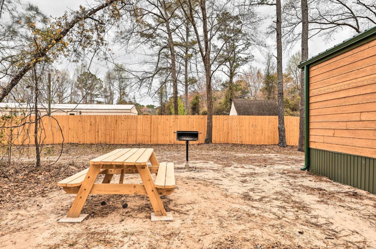 Beautiful New Bern Studio Cabin With Fire Pit! Экстерьер фото